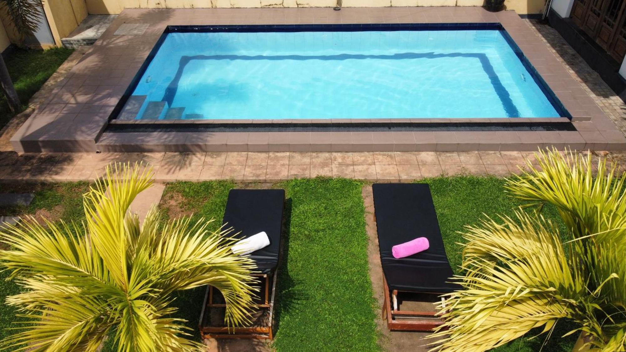Grand Royal Villa Negombo Exterior photo