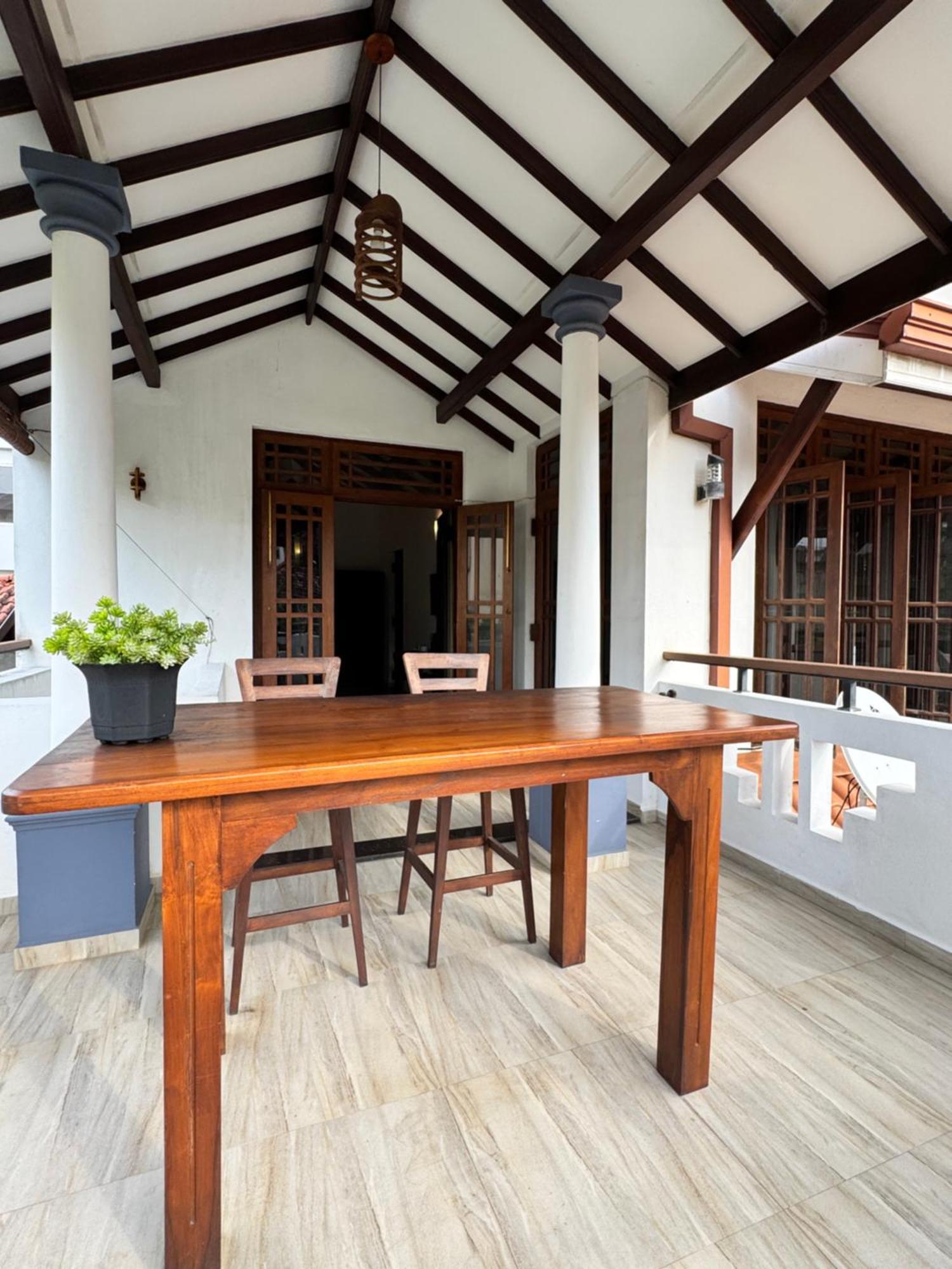 Grand Royal Villa Negombo Exterior photo